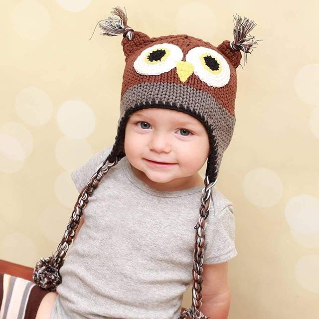 It’s never too early in the year to wear hats; Especially owl-themed hats. Especially these hats, from @huggalugs