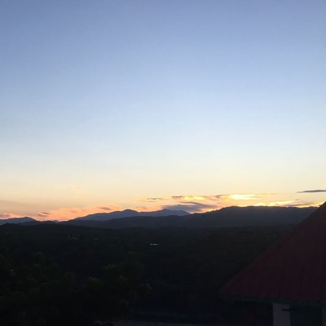 to this gorgeous sunrise over the Haitian mountains