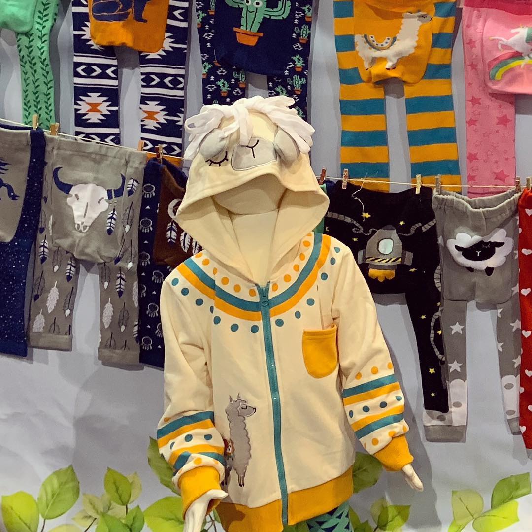 Llama alert! 🦙 Check out @thedoodlepants adorable toddler apparel. They will be at NY Now in case you missed them in Las Vegas. @ny_now @lasvegasmarket