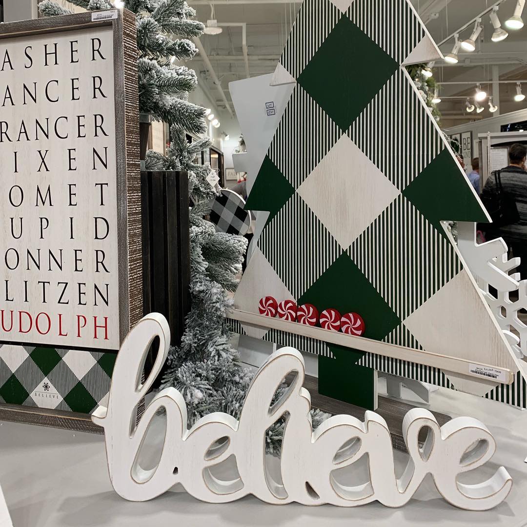 We believe… in the power of a good plaid. Always inspired by @adamsandcompany and @devanie.at.home. @americasmartatl building 2, floor 6