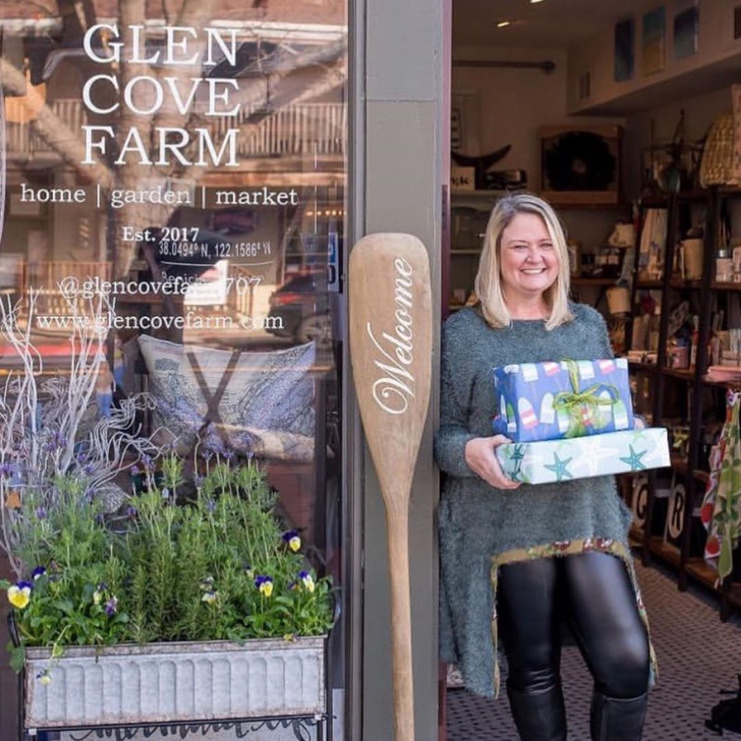 Show Us YOUR Shop! Meet @glencovefarm707, one of 9 shops we featured on our Social Connections page in the latest issue. Swipe to see the others… Click the ”Show Us Your Shop” link in bio to introduce yourself