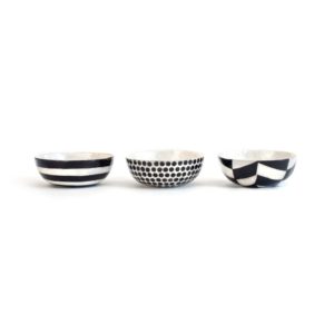 Dekorasyon Gifts + Decor Capiz Plates