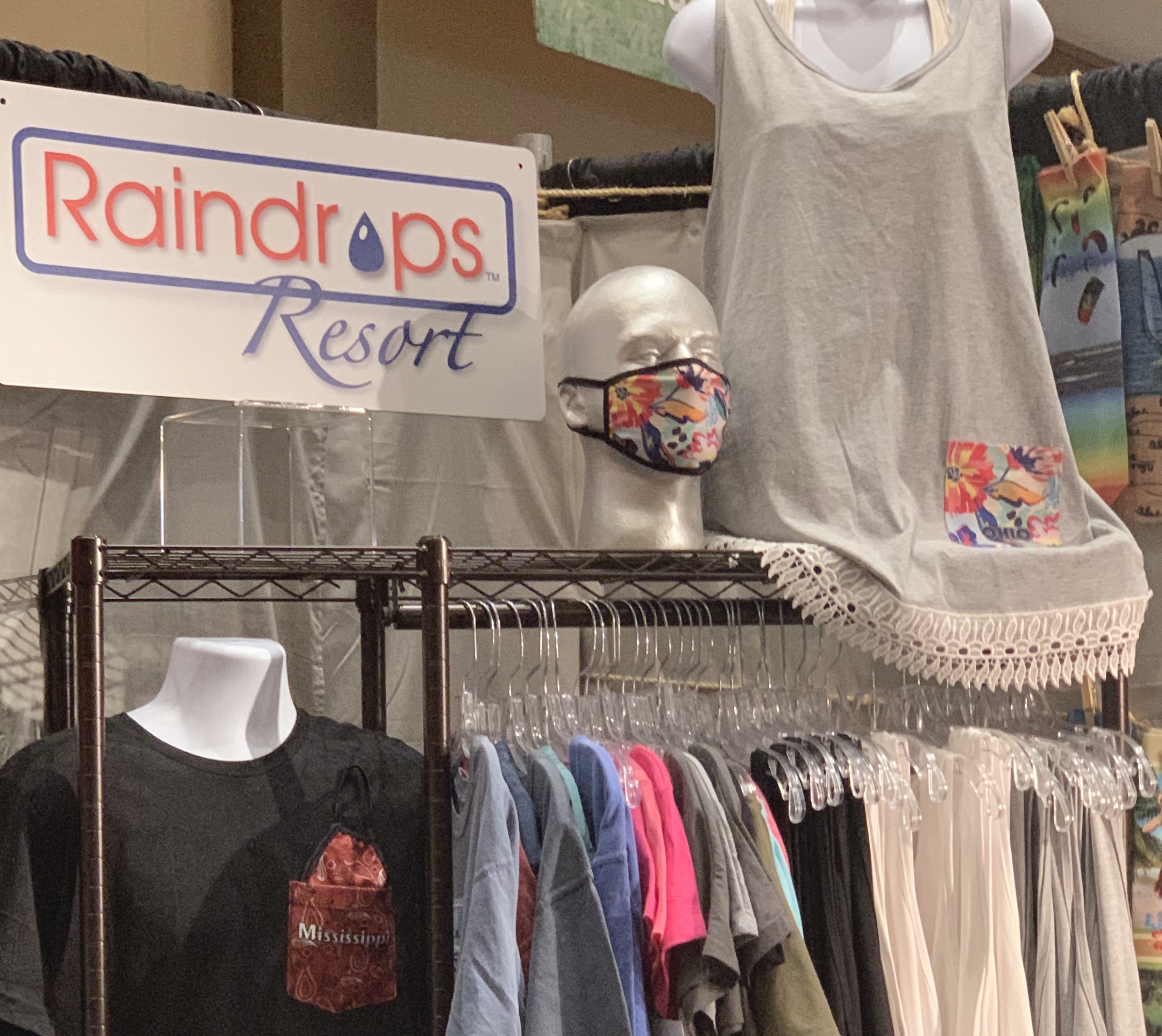 Apparel 
															/ Raindrops Resort							