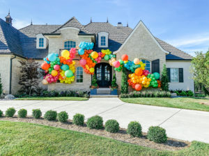 Love of Character offers balloon art for residential and commercial settings as well as indoor/outdoor applications.