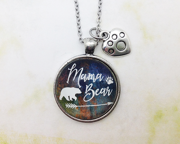 Mama Bear Necklace 
															/ Urban Charm							
