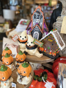Southern Antiques Halloween cute decor