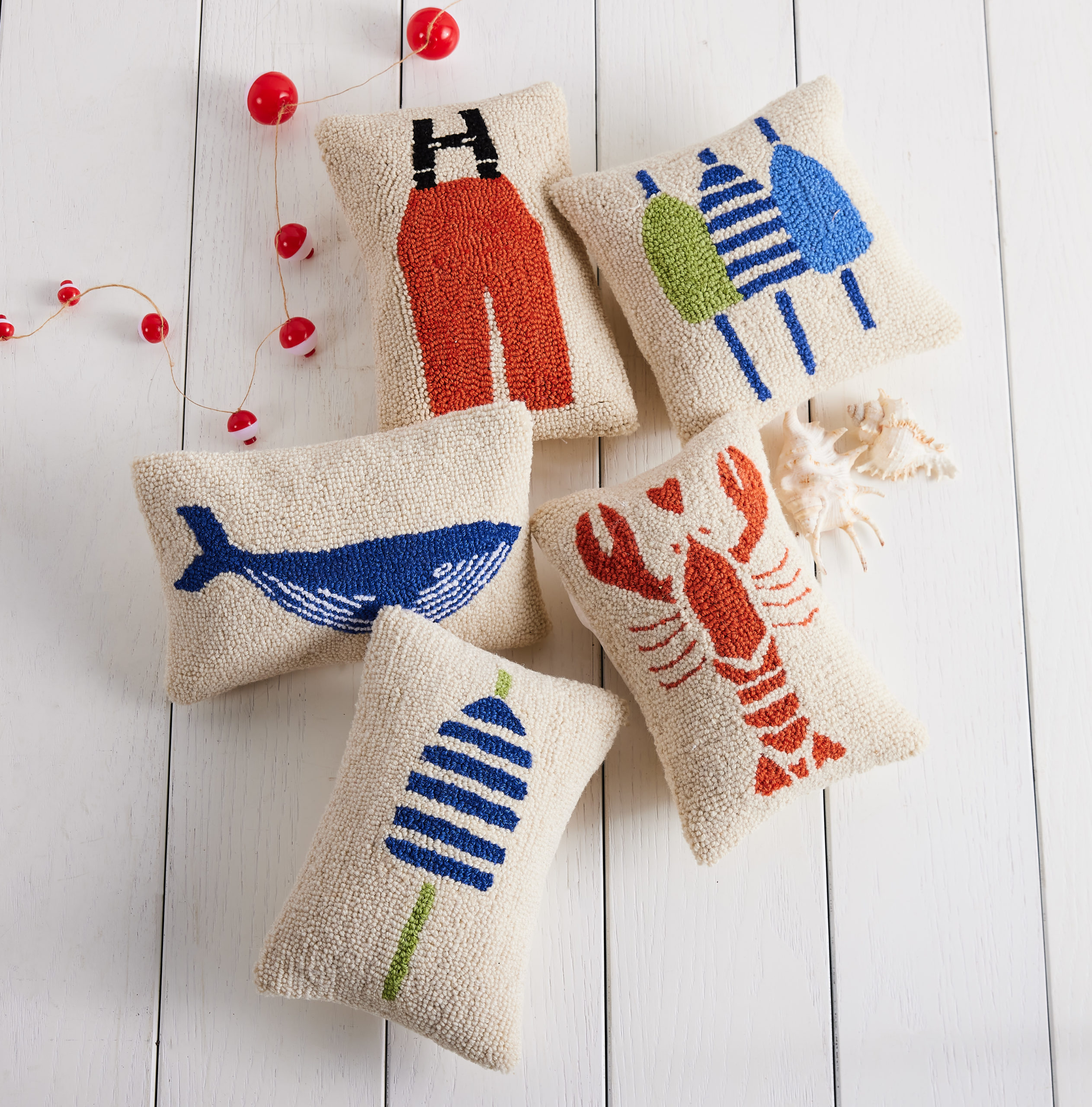 Coastal Living Hook Pillows by designer Kate Nelligan 
															/ Peking Handicraft							