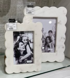 Mud Pie scalloped marble frames