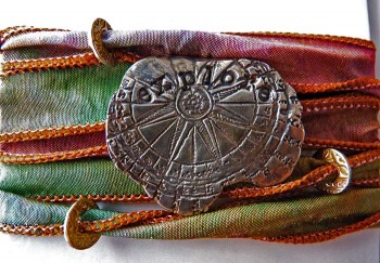 PrettyPeacockBracelet-copy