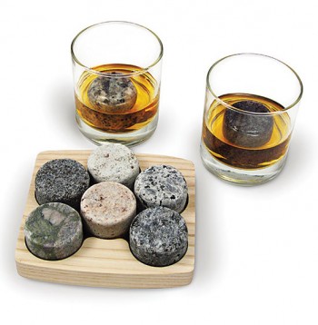 Sea-Stones_On-the-Rocks